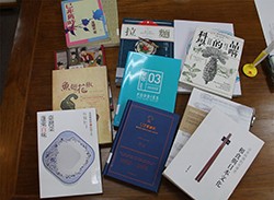 圖書館主任推薦飲食相關書籍,歡迎到館翻閱