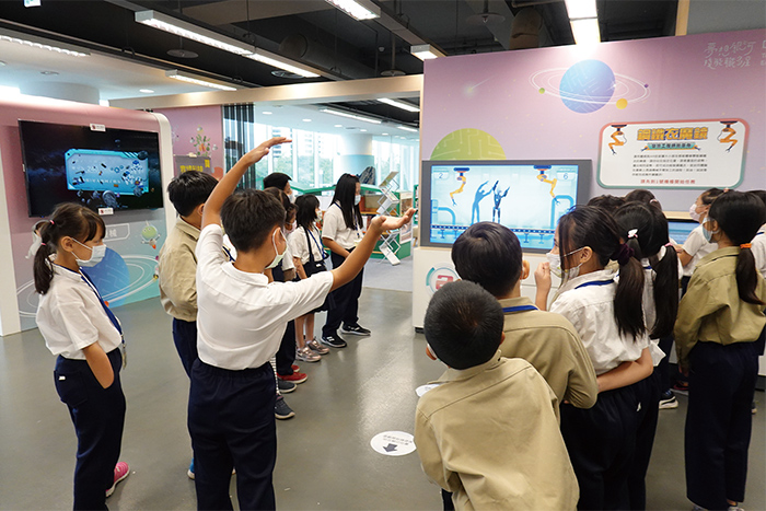 技職互動體驗遊戲，讓孩子能提早發現自己的職涯興趣，為未來做準備。