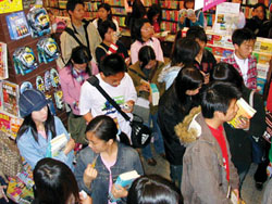 網路文學的蓬勃，帶動新世代閱讀、創作的風氣。(商周出版提供)