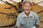 已經91歲的劉添才,依舊硬朗風趣。