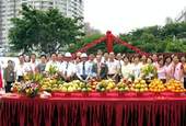 國中圖團隊大合照。