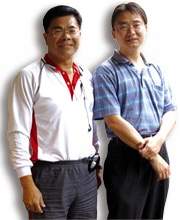 南瀛休閒書坊的幕後推手，新大同社造中心秘書洪福龍(左) 與建築師李坤昇。