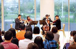 樂興之時樂團駐點國資圖室內演奏會。